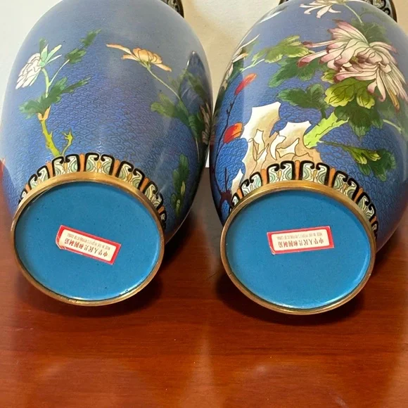 Pair of Mirrored Chinese Republic 中华人民共和国制造 Enamel Cloisonné Vases 1940s